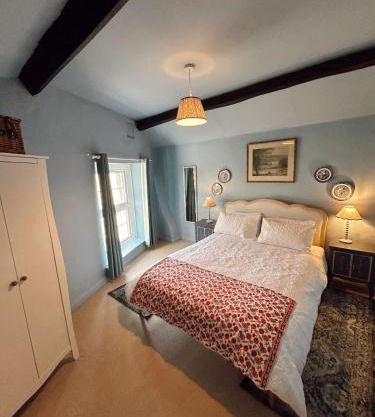 Chatsworth Edge Apartment