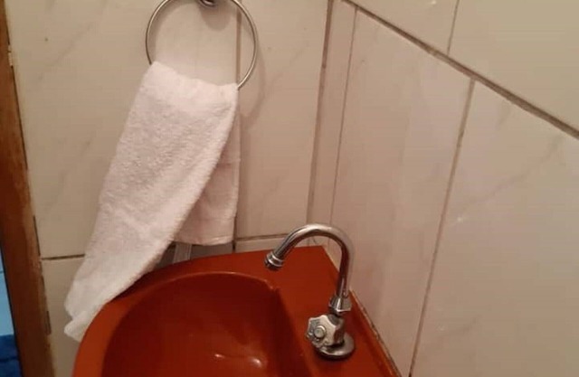 Cheap and comfortable. App 104