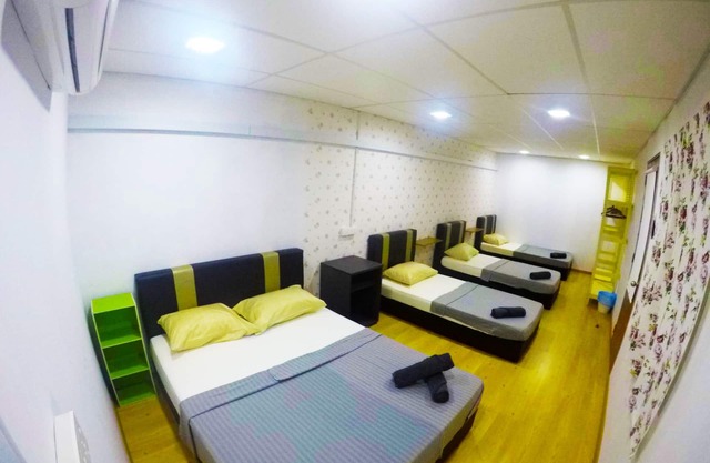 Cheap homestay but excellent service for big family.