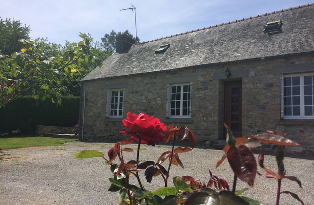 Chez Maria - Lake Guerlédan