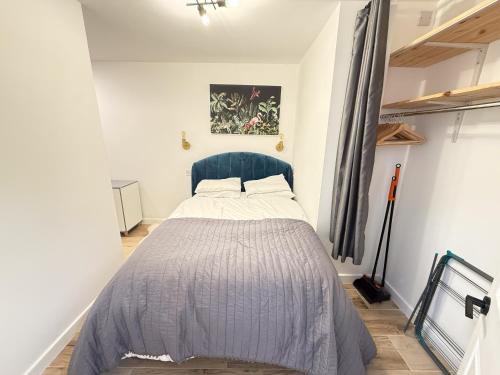 Chic 1BHK in West London