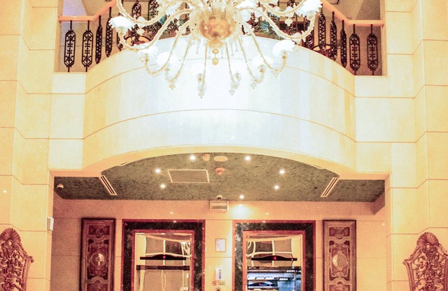 Chic Suite In Lively Area Near Rolla Square Park