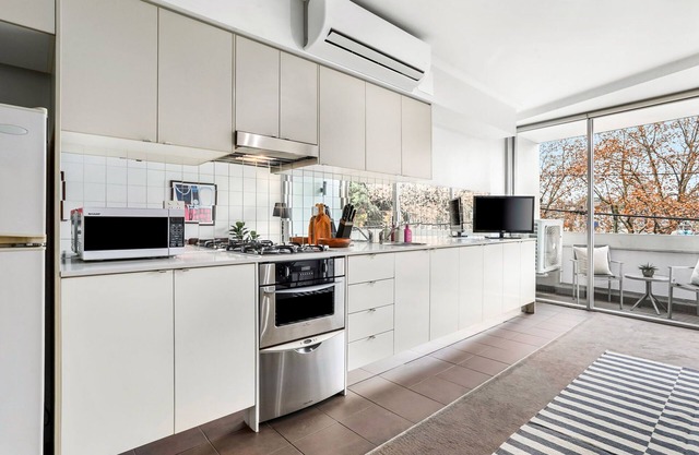 Chippendale - Minutes to Central - 1BR