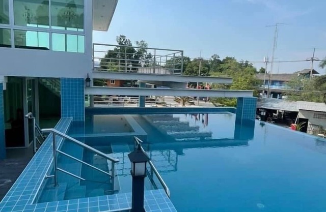 Christella Hotel Laemchabang