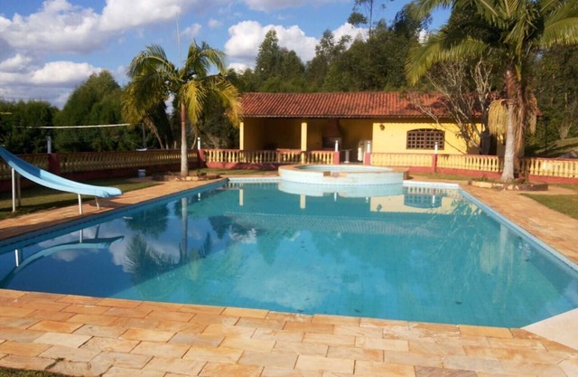 CINEMATOGRAPHIC SITE IN IBIÚNA - comfortably accommodates up to 60 people