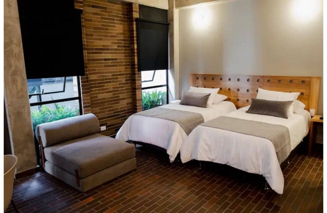 Circular Suites 202, 500Mb, AC Smart Tv, Coworking