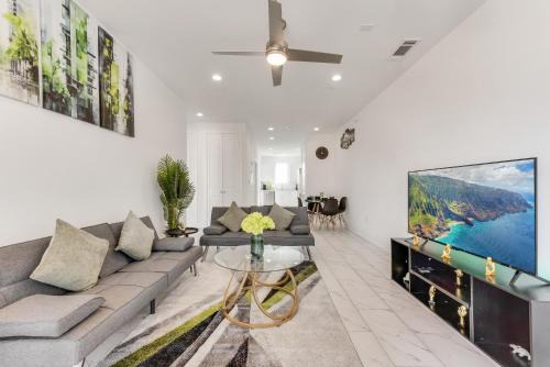 City View 2BR Apartments