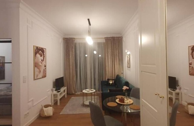 Classical Warsaw - with garden on the roof of the building apartment is located