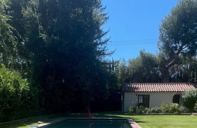 close to LCF shopping center. Nestled on park like grounds, large pool and gym.