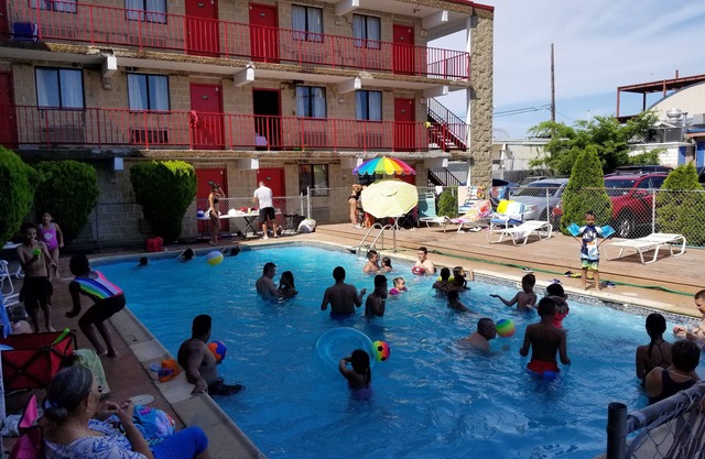 Cloud 9 Inn