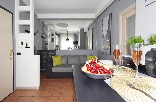 Co&Mo appartamento a 16 minuti da Duomo