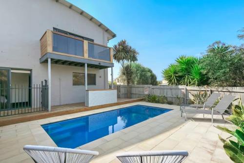 Coastal Escape on Highlander