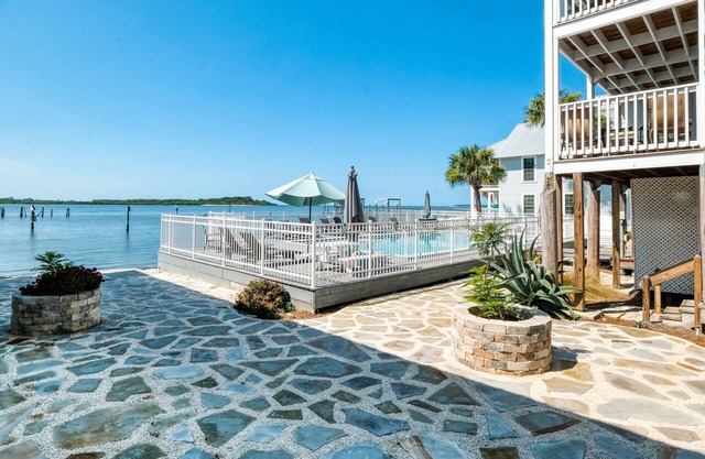 Coastal Getaway Island Place 314!