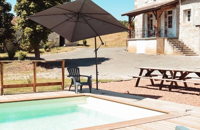 Cocon Bord de Lac, 11 Personnes, Piscine, Billard
