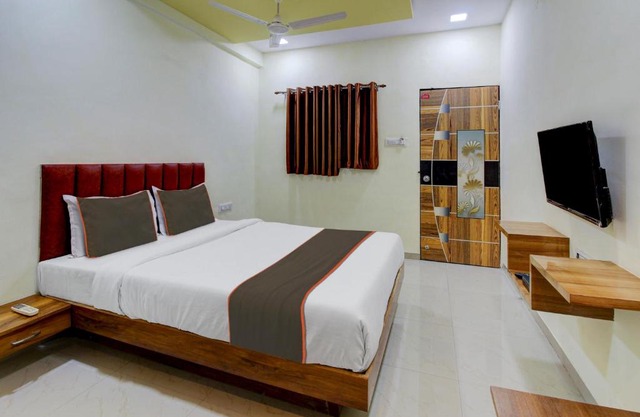 Collection O Jaydeep Executive