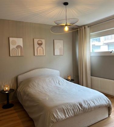 Coloc Chambre privée meublée dans un appartement lumineux et spacieux