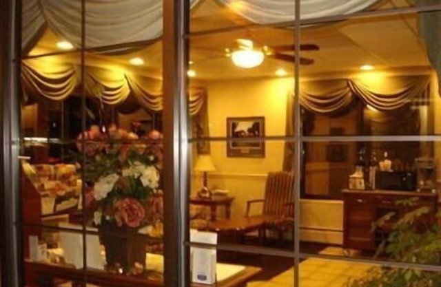 Colonie inn and Suites