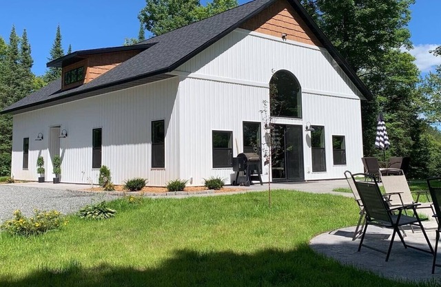 Come stay at Hazel Hill