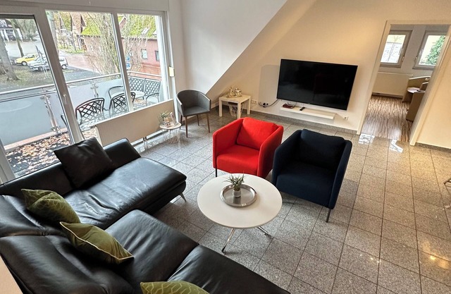 Comf. mod. Apartment -Anker-(120m2) in the middle of Steinhude, wallbox, parking lot, WLAN,