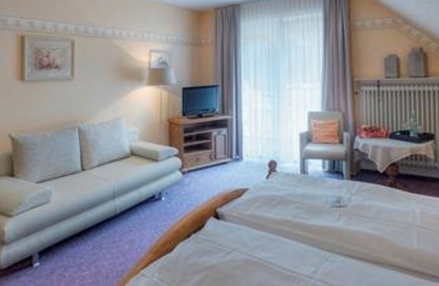 Comfort Double Room Shower / WC - Hotel Am Schwanenweiher