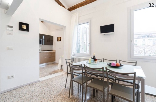 Comfortable and quiet designer house in the top area