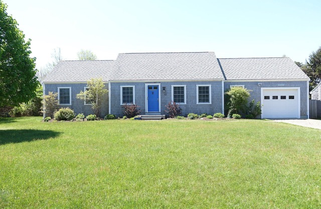 Comfortable Home in a Quiet Centrally Located Nantucket Neighborhood