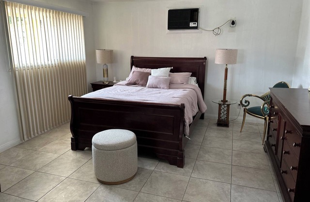 Comfortable place near the Lake