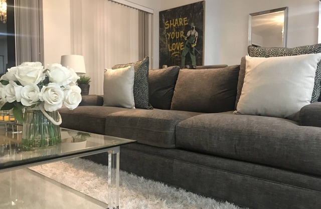 Comfortable Private king suite at Las Olas