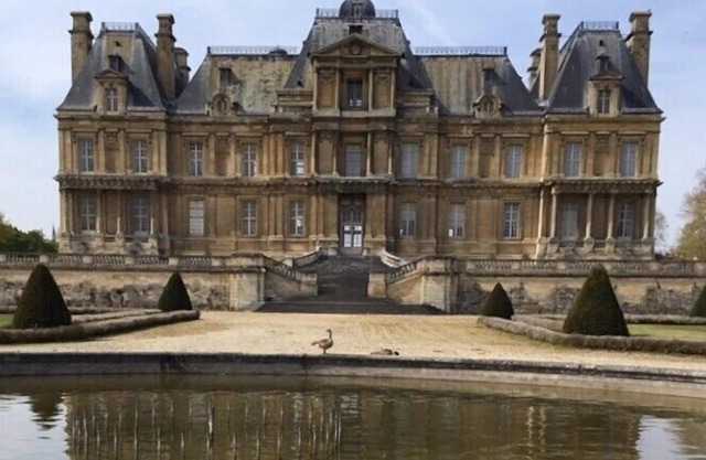 Comfortable, quiet and ideal for visiting Paris as a couple