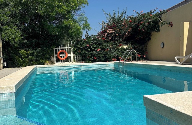 Comfortable serene villa apartment with pool on the outskirts of Naxxar.