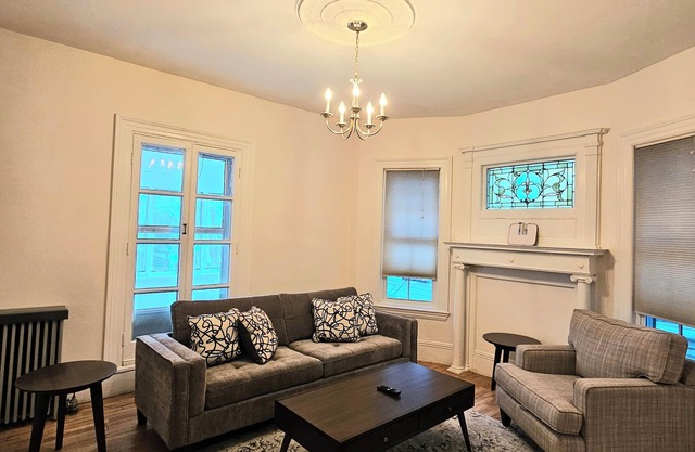 Comforts of your home in tranquility, Harvard Square