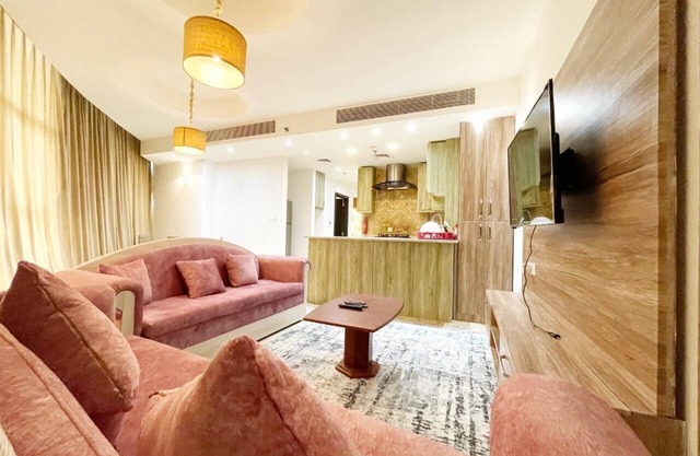 COMFY AND SPACIOUS 2 BEDROOM APARTMENT WITH 3 BEDS IN DUBAI