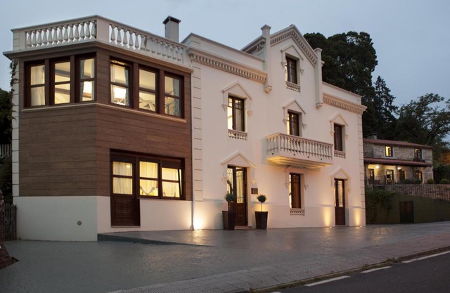 Complejo Turístico Rural A TORRE DE LAXE