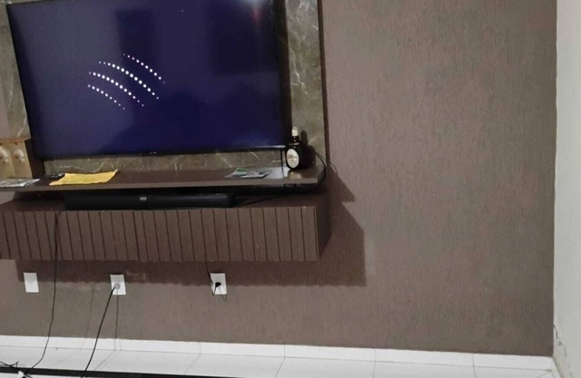 Complete house, nothing is missing