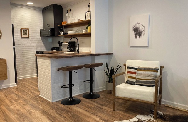 Completely remodeled studio condo with a pool view. Convenient location!