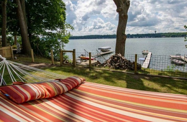 Conesus Lake Oasis with Pontoon boat you can rent