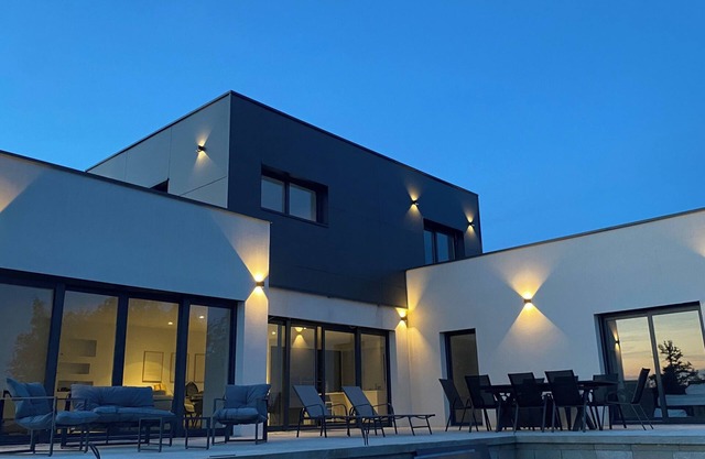 Contemporary house