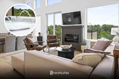 Contemporary Cottage - Hot Tub Near Ark