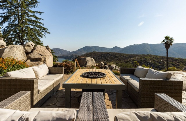 Contemporary Retreat with Private Pool and Lake Views