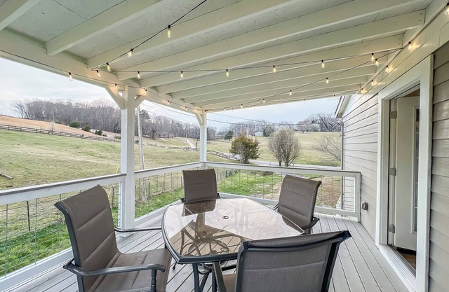 Convenient to Knoxville/Oak Ridge/Farragut! - The Cottage at Williams Ferry Farm