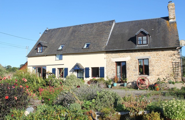 Converted Barn Nestled In The Countryside