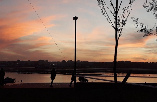 Cork House (In the heart of Seixal Portugal 20minutes from Lisbon)