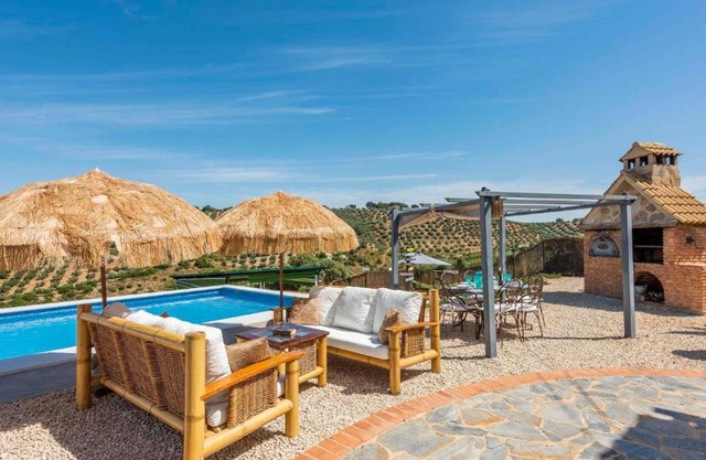 Cortijo Chaparro Algarinejo by Ruralidays