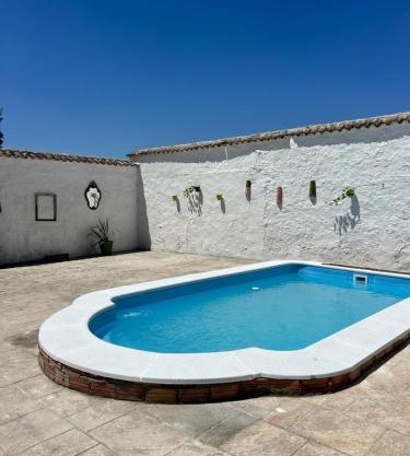 Cortijo La Torquilla Laguna Fuente de Piedra