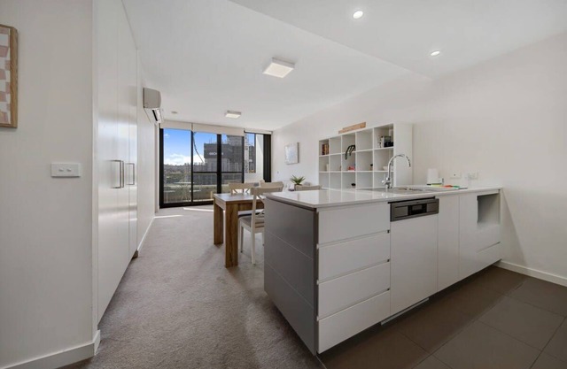 Cosy 1-Bed With Balcony, Pool & Leisure Area