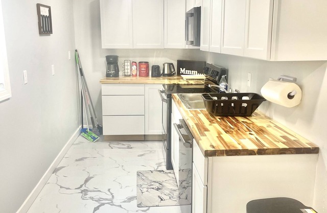 Cosy 2 bedrooms with free parking