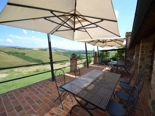 Cosy agriturismo in Toscana with outdoor swimming pool