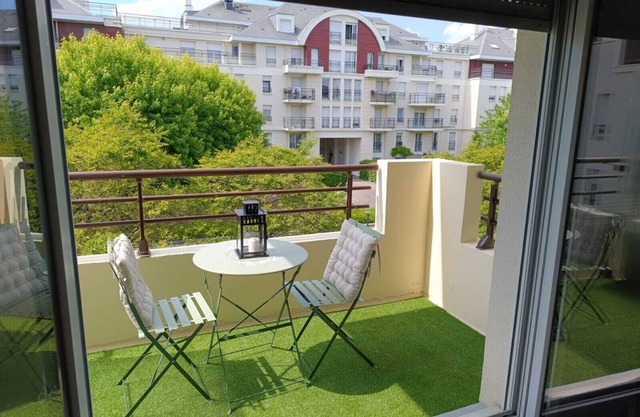 Cosy and quiet: Apartment 20 minutes from Paris and Versailles