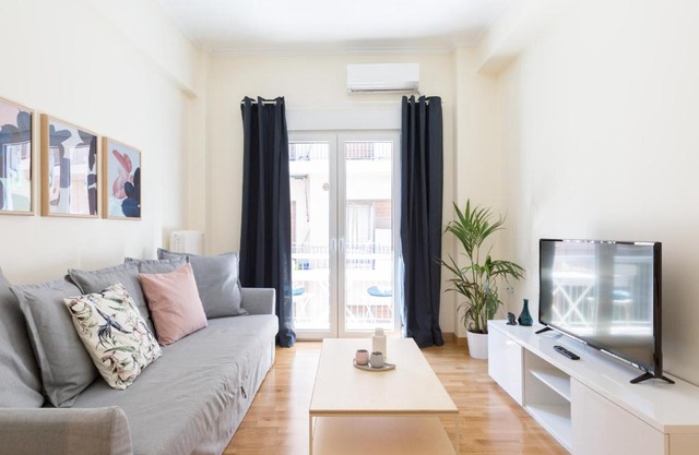 Cosy and Spacious 1BD Apartment - Koukaki by UPSTREET