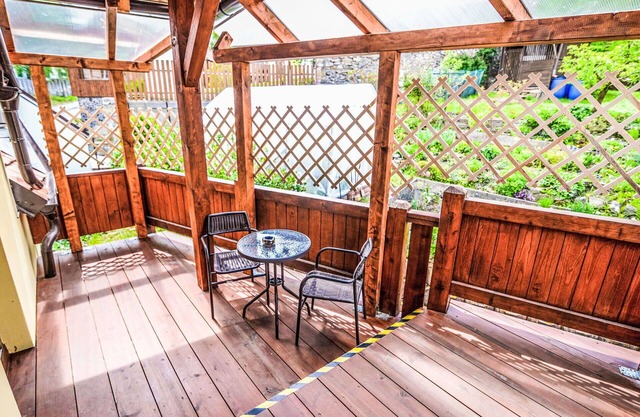 Cosy apartment for 5 guests with WIFI, patio and pets allowed
